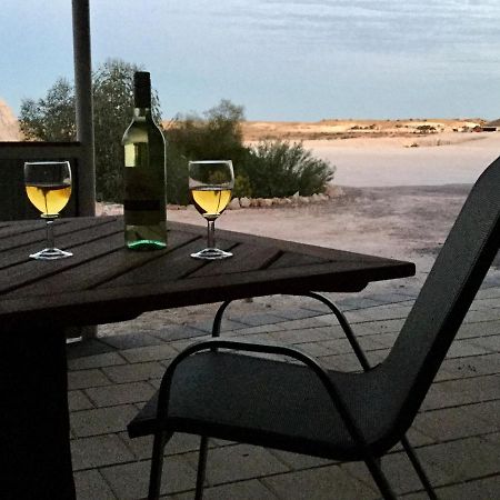 Dug Out B&B Coober Pedy Exterior photo