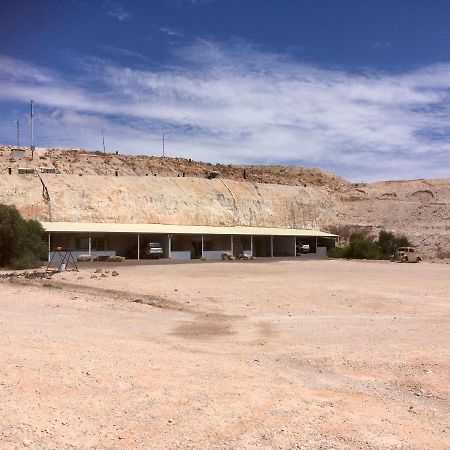 Dug Out B&B Coober Pedy Exterior photo