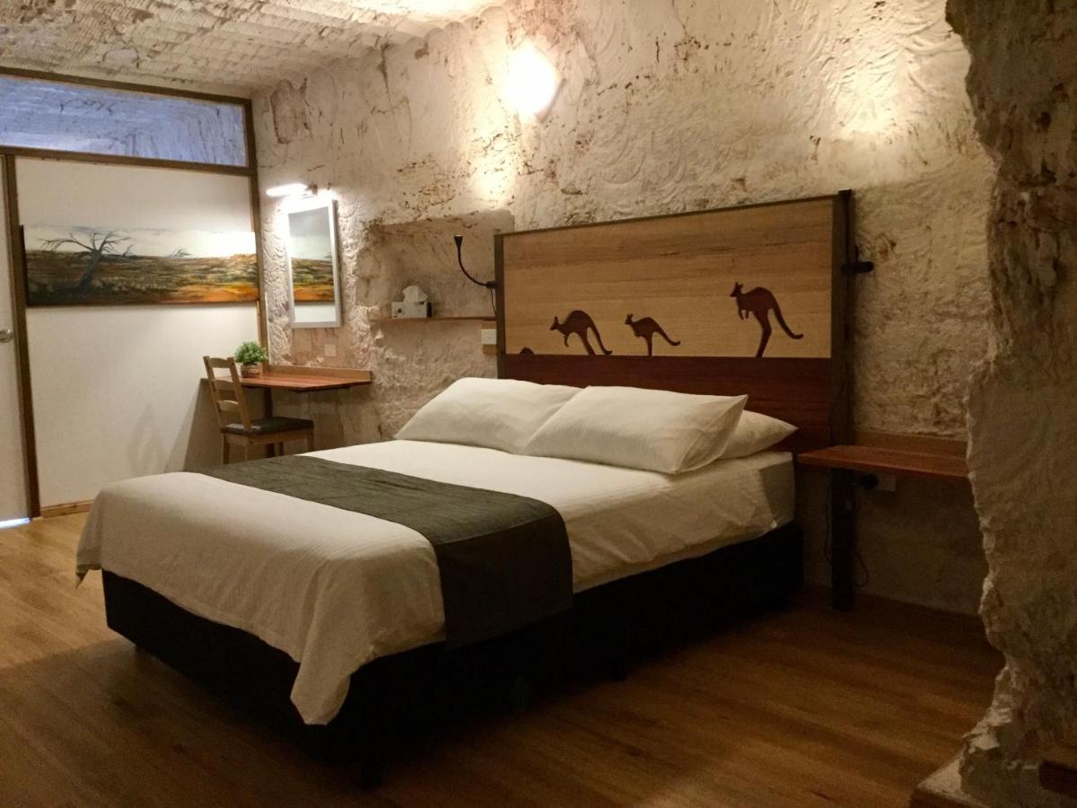 Dug Out B&B Coober Pedy Exterior photo