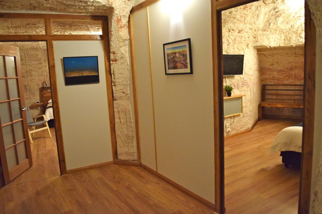 Dug Out B&B Coober Pedy Exterior photo